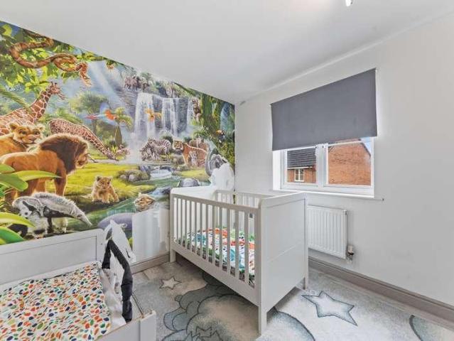 House for sale in Charlton, Greater London