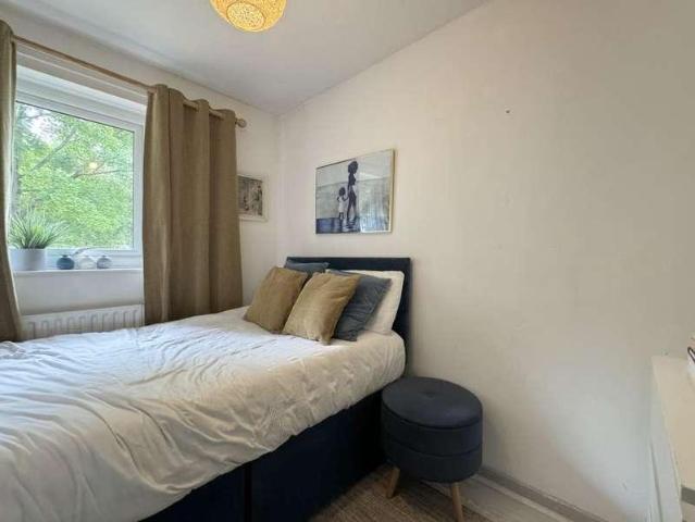 House for sale in Cookridge, West Yorkshire