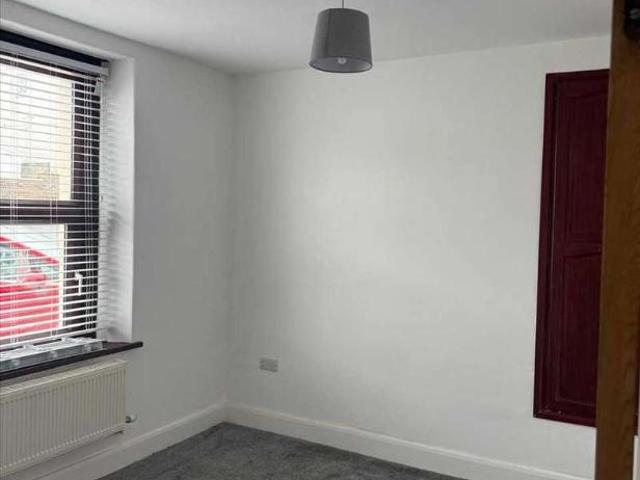House for sale in Bancffosfelen, Pontyberem