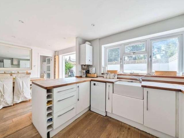 House for sale in West End, Elmbridge