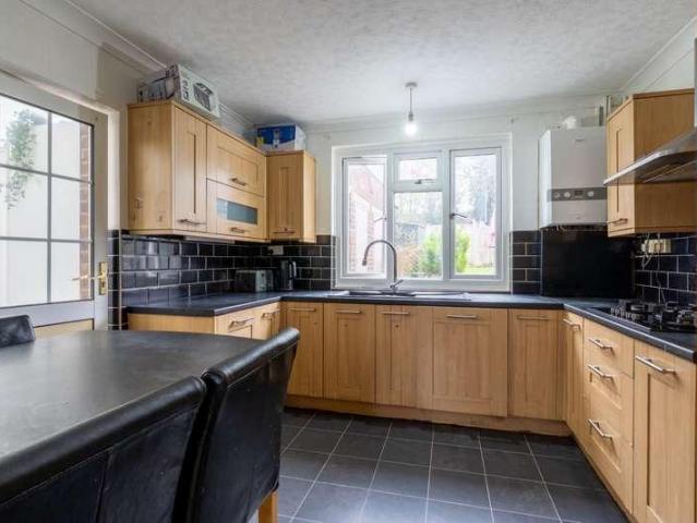 House for sale in Westcourt, Hamerton