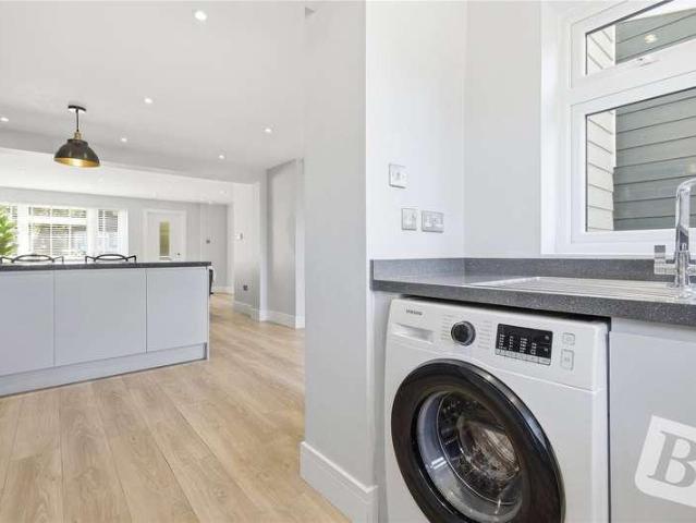 House for sale in Tile Kiln, Chelmsford