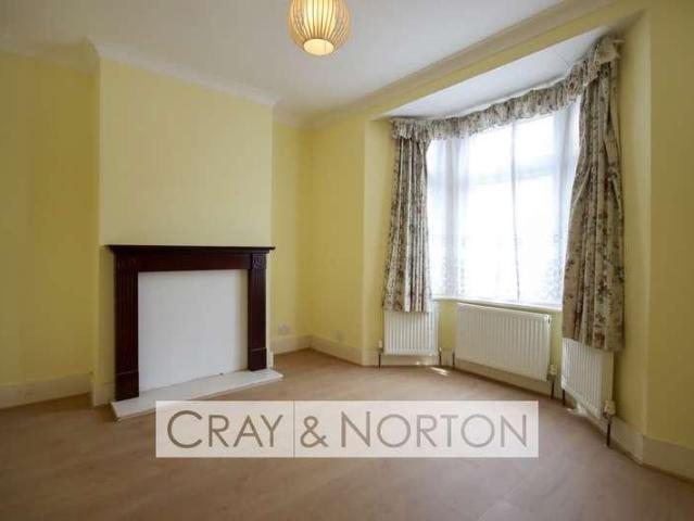 House for sale in London Borough of Croydon, Selhurst