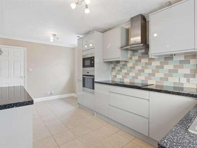 House for sale in Mariner's View, The Bridge
