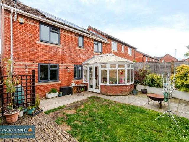 House for sale in Heathfield, Oake