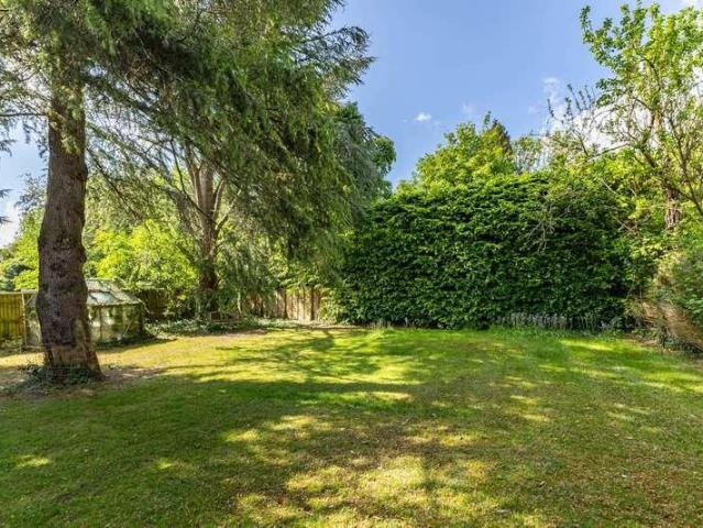 House for sale in Berrick Salome, Oxfordshire