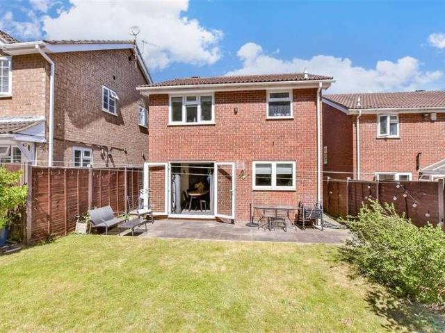 House for sale in Luton, Chatham