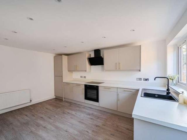 House for sale in Watchfield, Dromore