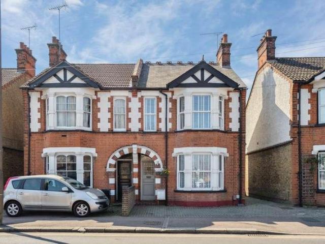 House for sale in Watford, North Watford