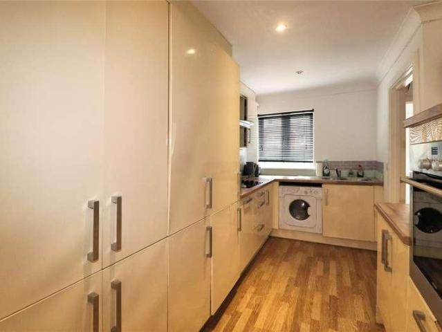 House for sale in Sheerwater, Woking
