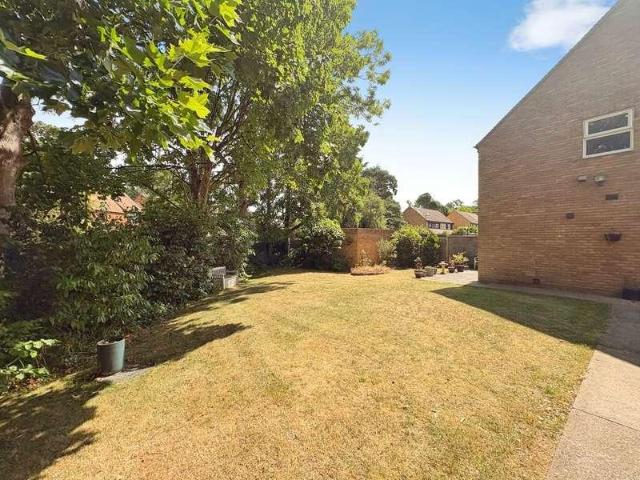 House for sale in Hart, Hampshire