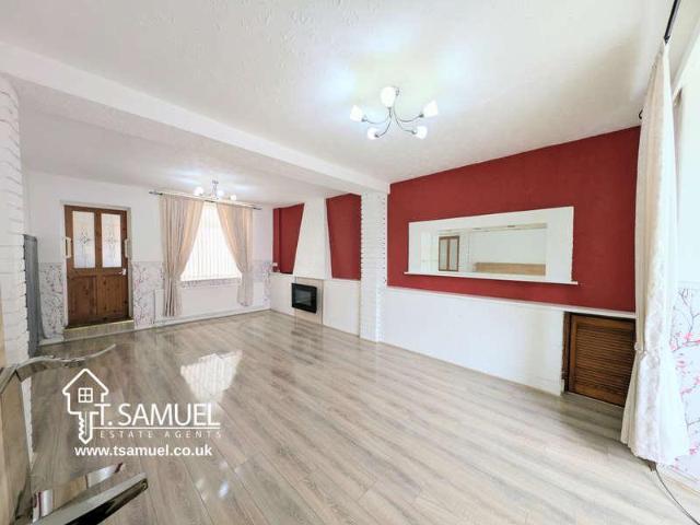 House for sale in Penrhiwceiber, Wales