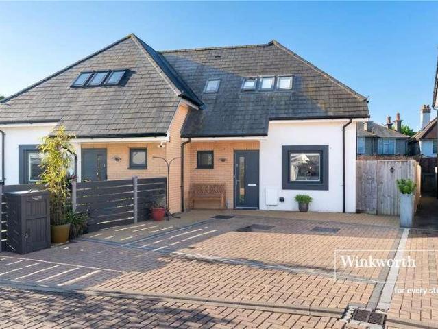 House for sale in Pokesdown, Bournemouth