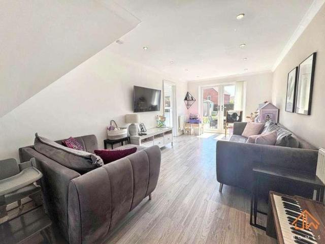 House for sale in Blackwood, Wales