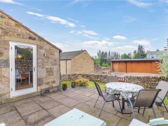 House for sale in Yeadon, West Yorkshire