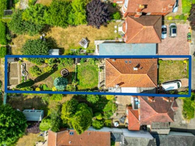 House for sale in Ermine West, Brayford