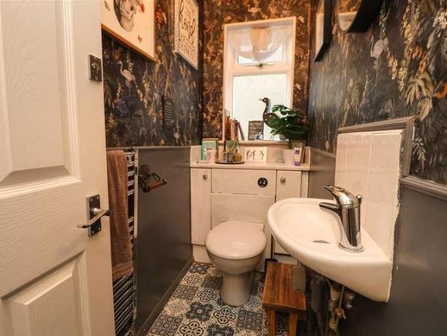 House for sale in North Horsham, Horsham