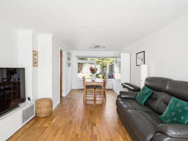 House for sale in Twyford