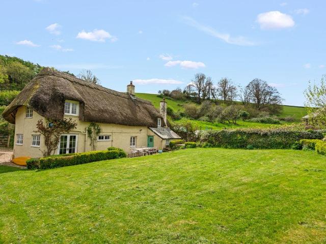 House for sale in Holbeton, Strode