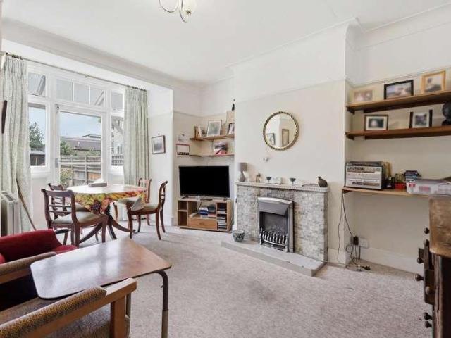 House for sale in Leytonstone, Greater London