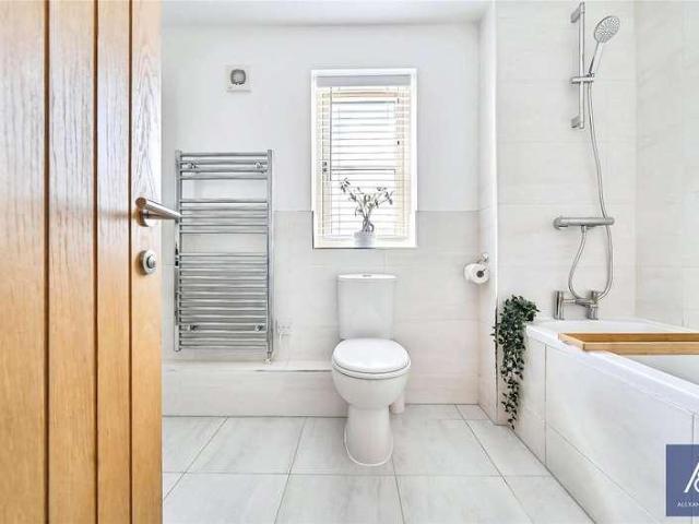 House for sale in Brackley, Northamptonshire