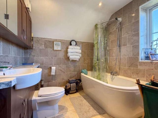 House for sale in Hythe and Dibden, Ashurst Bridge