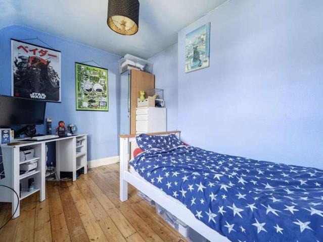 House for sale in Denham