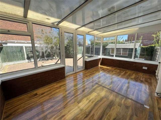 House for sale in Dale Hill, Essex
