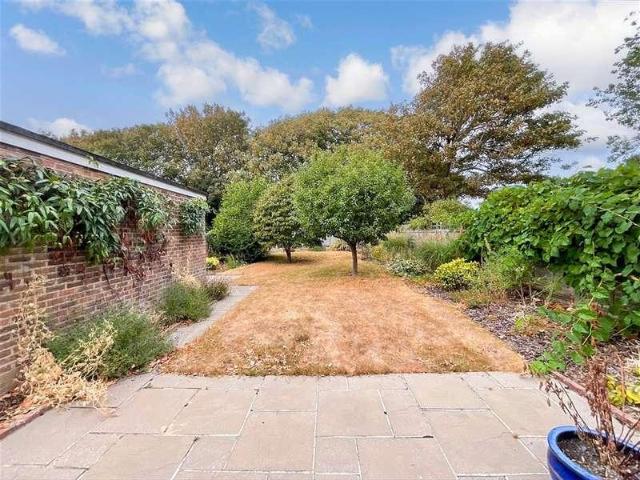 House for sale in Fishersgate, West Sussex