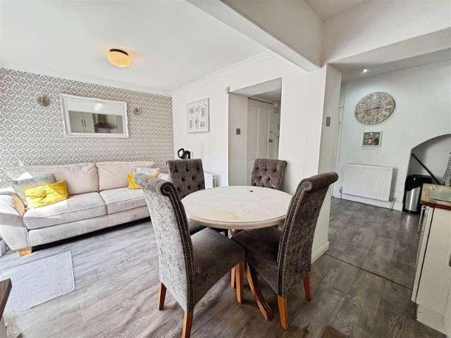 House for sale in Low Moor, West Yorkshire