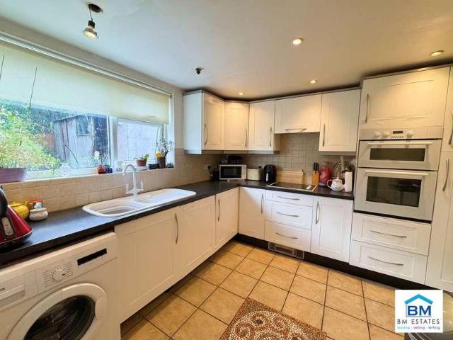 House for sale in Old Wharf, City Of Leicester