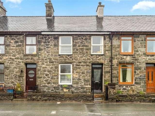 House for sale in Penrhyndeudraeth, Minffordd