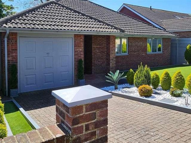 House for sale in Peacehaven, Iford
