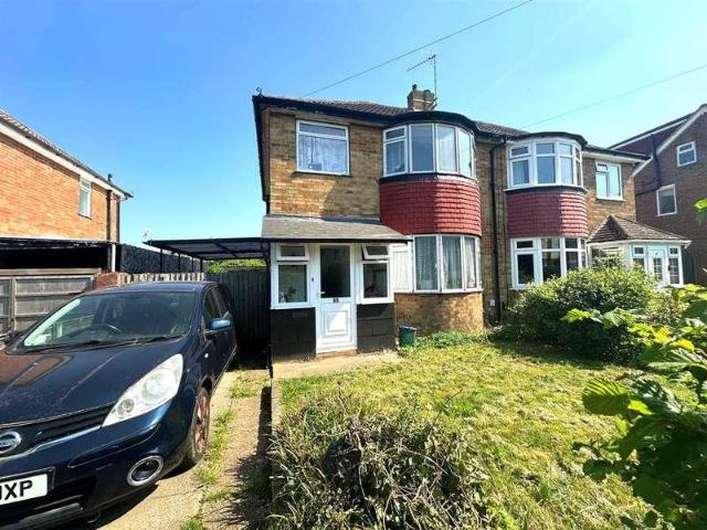 House for sale in Feltham, Bedfont