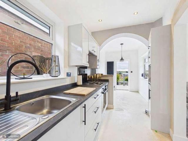 House for sale in St. Giles, Lincoln