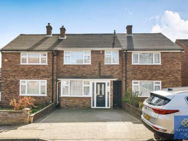 House for sale in London Borough of Havering, Greater London