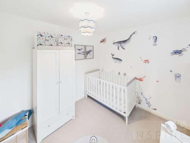House for sale in Pound Hill, Crawley