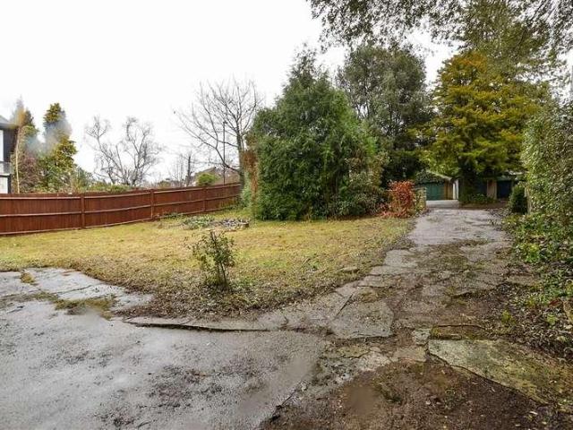 House for sale in London Borough of Croydon, Purley
