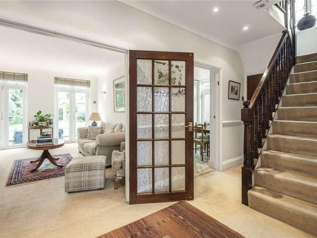 House for sale in Cockfosters, Greater London