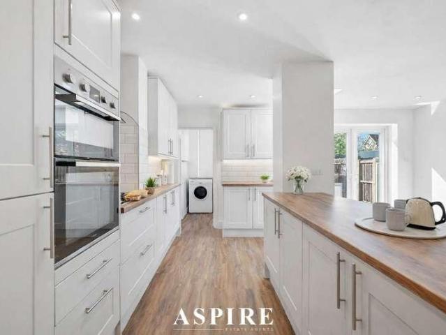 House for sale in Alton Barnes, Essex