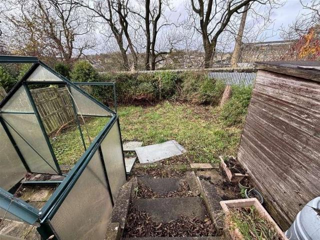 House for sale in Queensbury, West Yorkshire