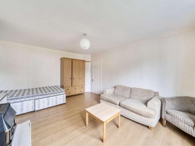 House for sale in The Slade, Oxfordshire