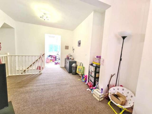 House for sale in Pontycymer, Wales