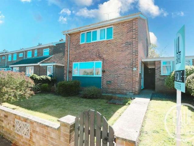 House for sale in Stokesby, Norfolk