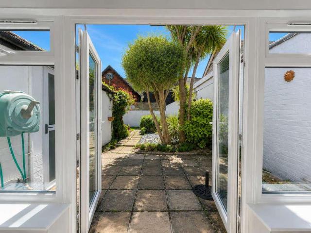 House for sale in Hythe and Dibden, Ashurst Bridge