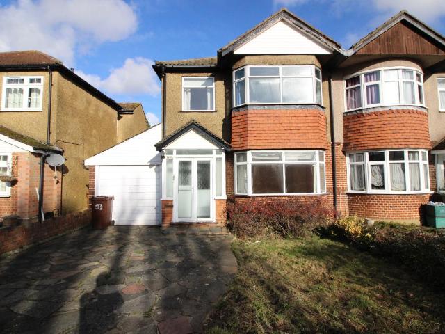 House for sale in Worcester Park, Greater London