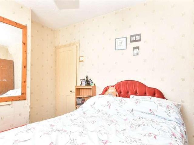 House for sale in Brompton, Gillingham