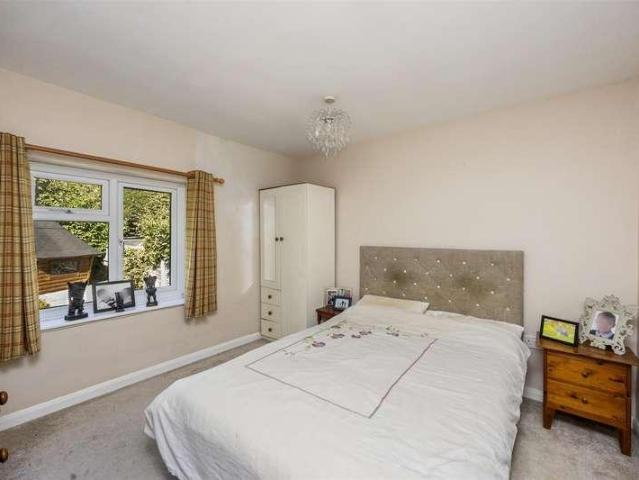 House for sale in Ringles Cross, Cross In Hand