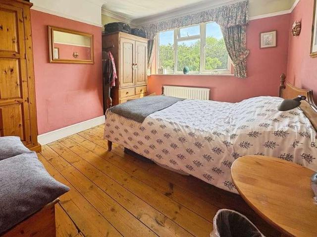 House for sale in Victoria Park, Aylesbury