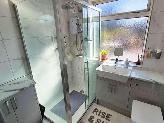 House for sale in Northfields, Leicester